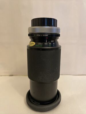 Vivitar 75-205mm 1: 3.8 Macro Focusing Zoom Lens