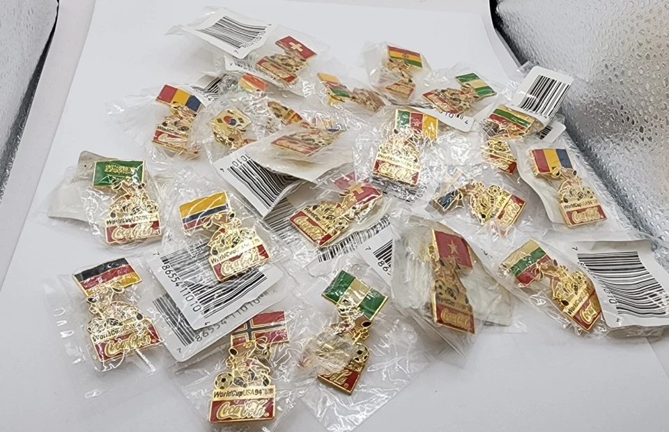 Coca Cola World Cup USA '94 Souvenir Lapel Pin Various Countries Your Choice - Image 3 of 4