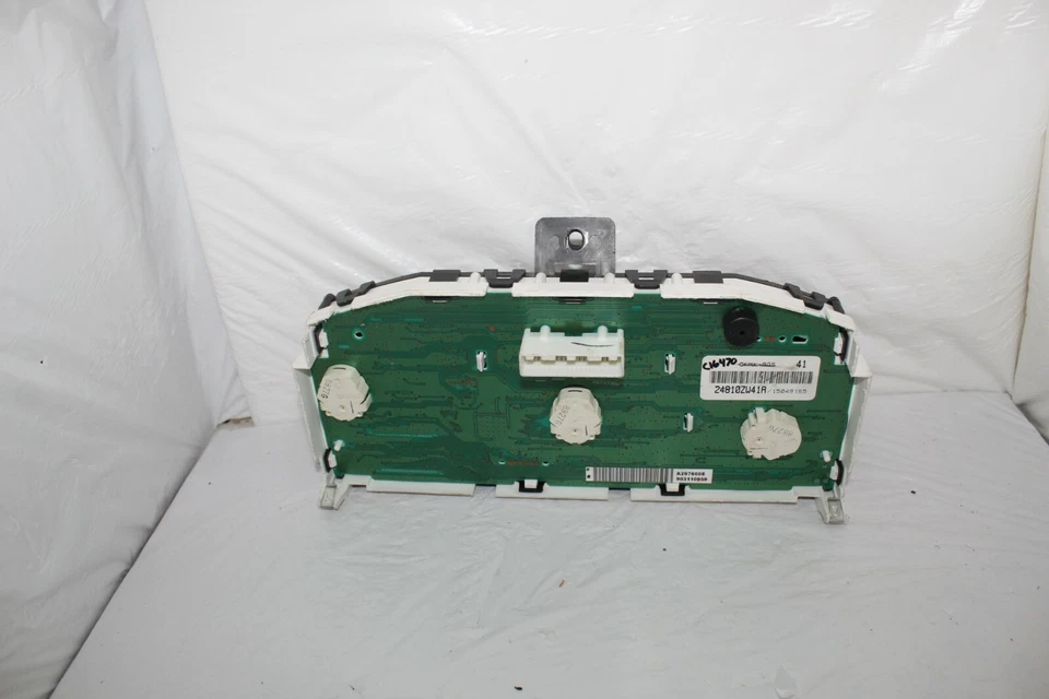 Painel de instrumentos velocímetro 2009 Nissan Versa 119.956 milhas - Imagem 2 de 4