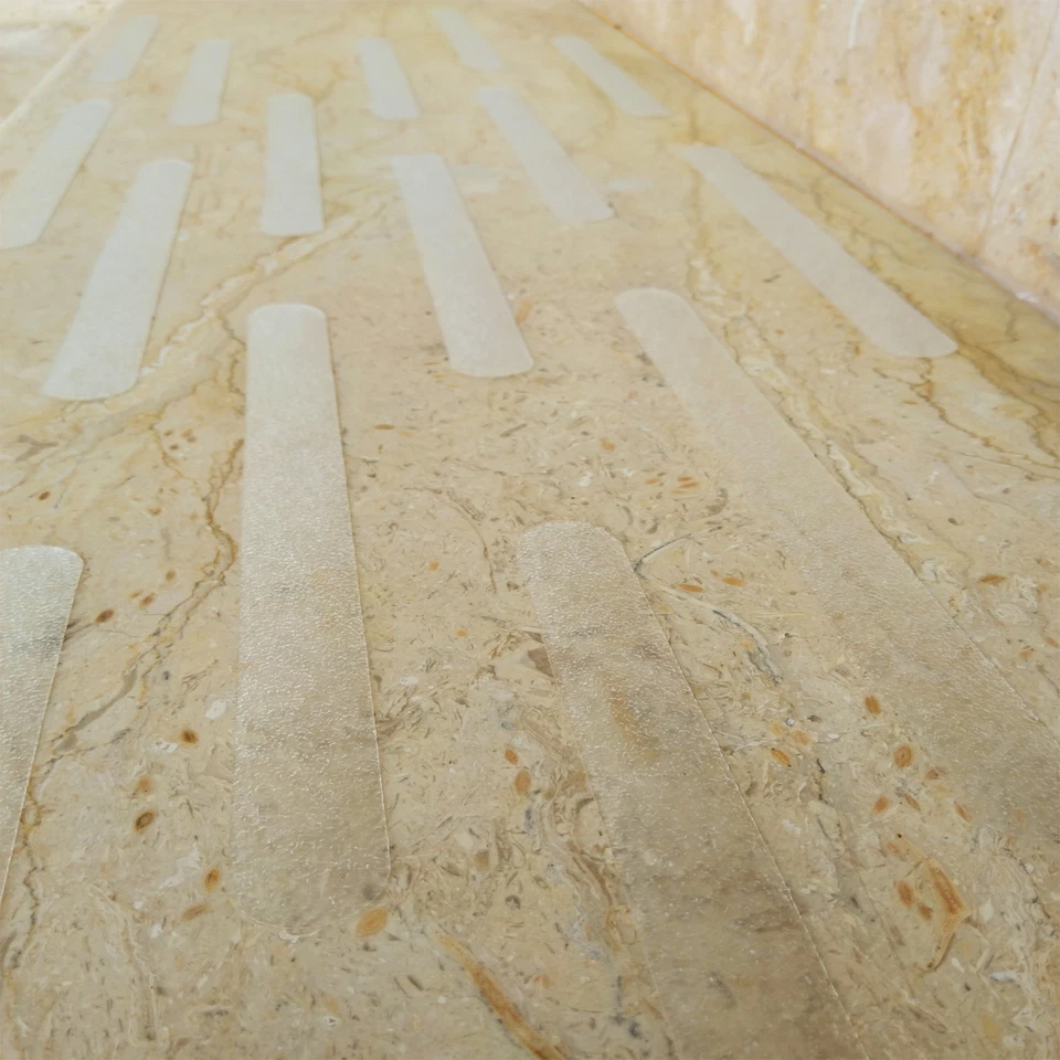 Tiras en T Compac Home Safe adhesivas antideslizantes peldaños de baño ayuda a prevenir caídas 20ct Foto 4 de 4