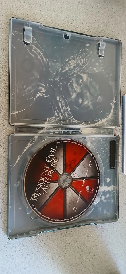 Resident Evil : AfterLife (Bluray, 2010) Milla Jovovich - Limited Steelbook - Image 4 of 4