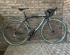 Bianchi Infinito C2C Carbon Road Bike 55cm Shimano Ultegra Mavic Ksyrium Race