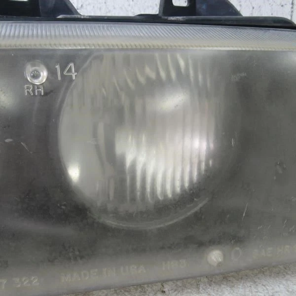 Passenger Headlight US Halogen Headlamp BMW 318i 323i 328i M3 - Image 4 of 4