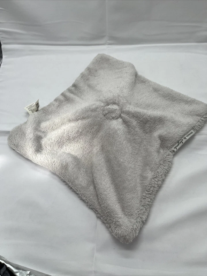 Mantas y más allá manta de seguridad gris y blanco de felpa cachorro perro Lovey Foto 4 de 4