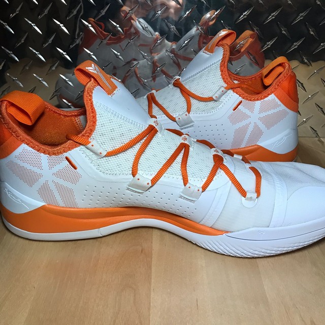 kobe ad tb white orange