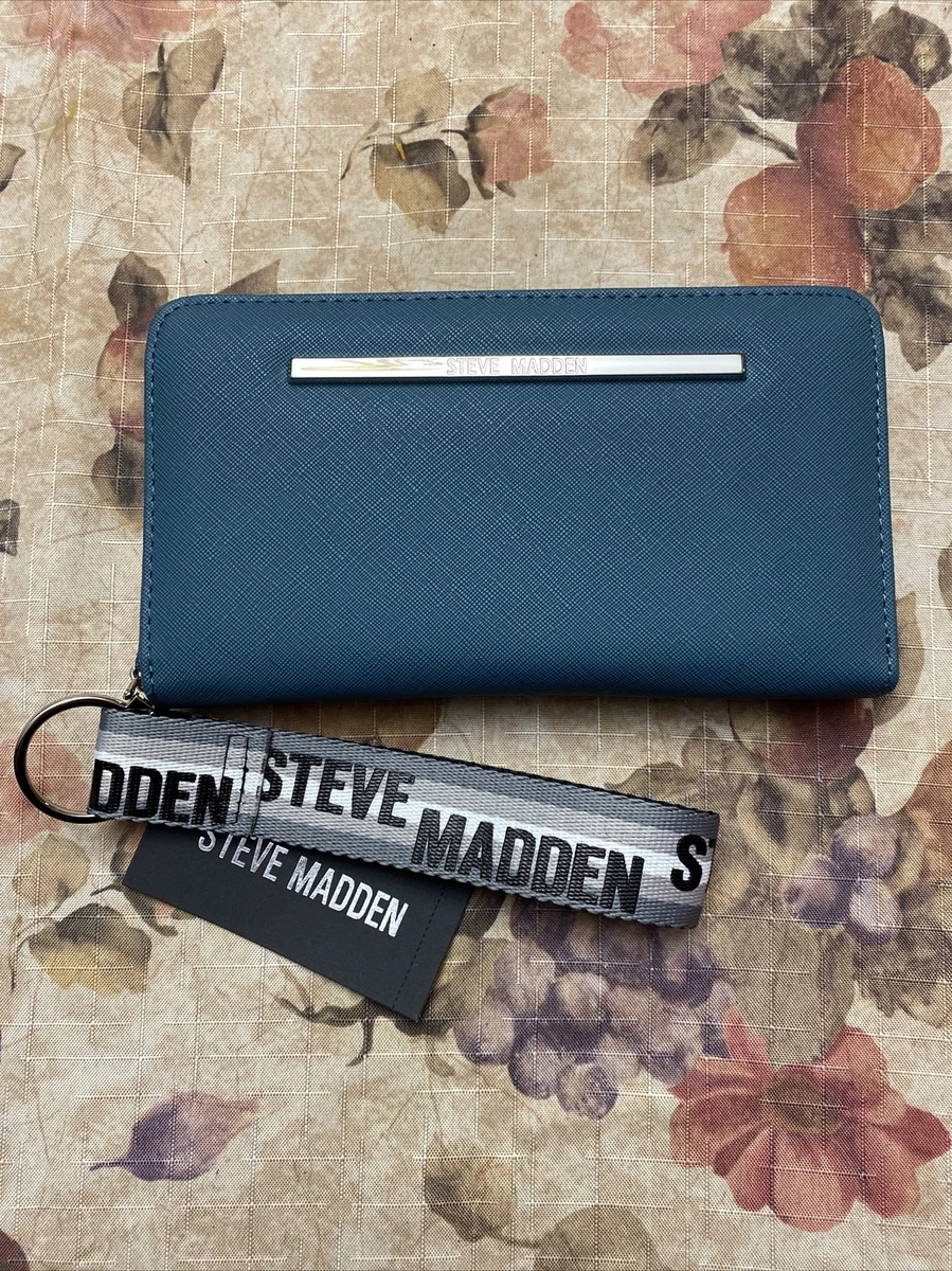 STEVE MADDEN WALLET WRISTLET TEAL BLUE SMOOTH TEXTURED SILVER ZIPPER