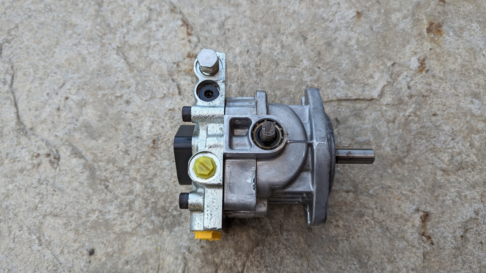 Hydro Gear BDP10L117P SCAG 48551 Hydraulic Pump (FOR PARTS NOT