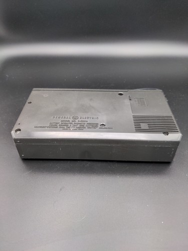 General Electric Compact Cassette Tape Recorder 3-5300B - Picture 6 of 14