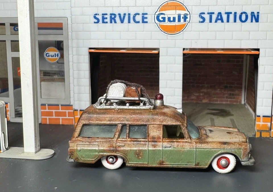 Custom Vintage Restored Lesney #3 Mercedes Benz Ambulance Rat Rod Matchbox 1of1 - Image 3 of 4