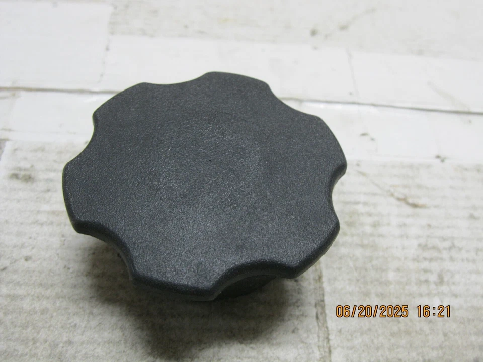 Engine Oil Filler Cap Stant SO 87 Foto 2 de 4