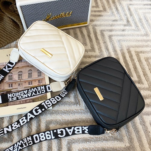 Women Shoulder Bag Embroidered Small Square Bag PU Leather Crossbody Bag Handbag - Bild 7 von 28
