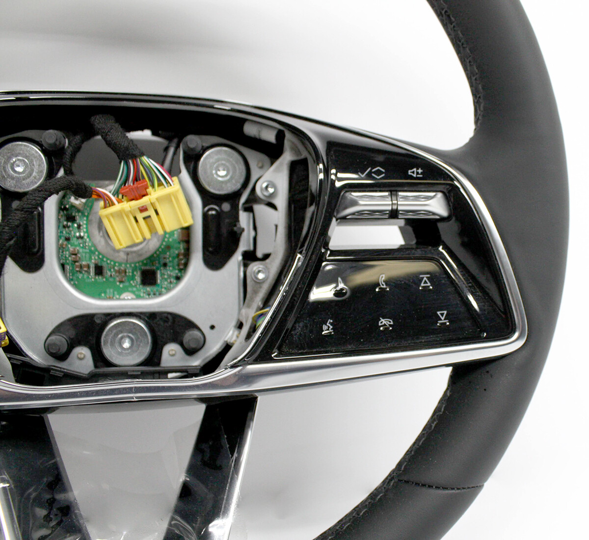 Cadillac LYRIQ OEM Steering Wheel For 86516276 | Genuine OEM