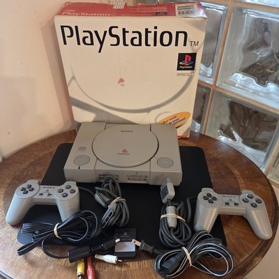 **SONY PLAYSTATION 1 PS1 ONE COMPLETE CONSOLE SYSTEM W BOX SCPH-5501 94005**