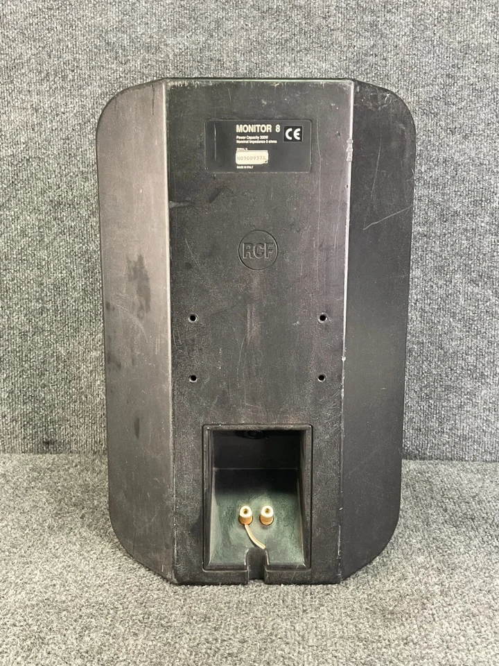 RCF Monitor 8 Passive Studio Speaker 8 Ω – Compact Pro Monitoring 300W Black - Image 4 of 4