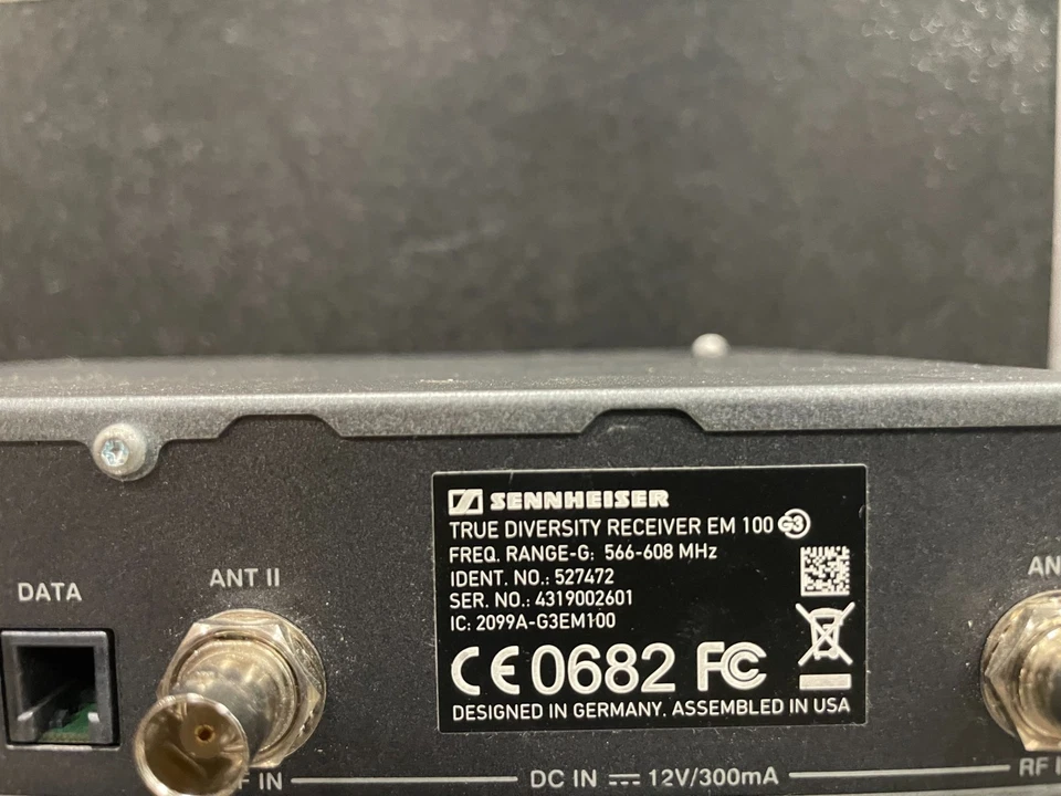 Sennheiser ew100 G3 wireless mic 566-608Mhz (RECEIVER ONLY) - Image 4 of 4