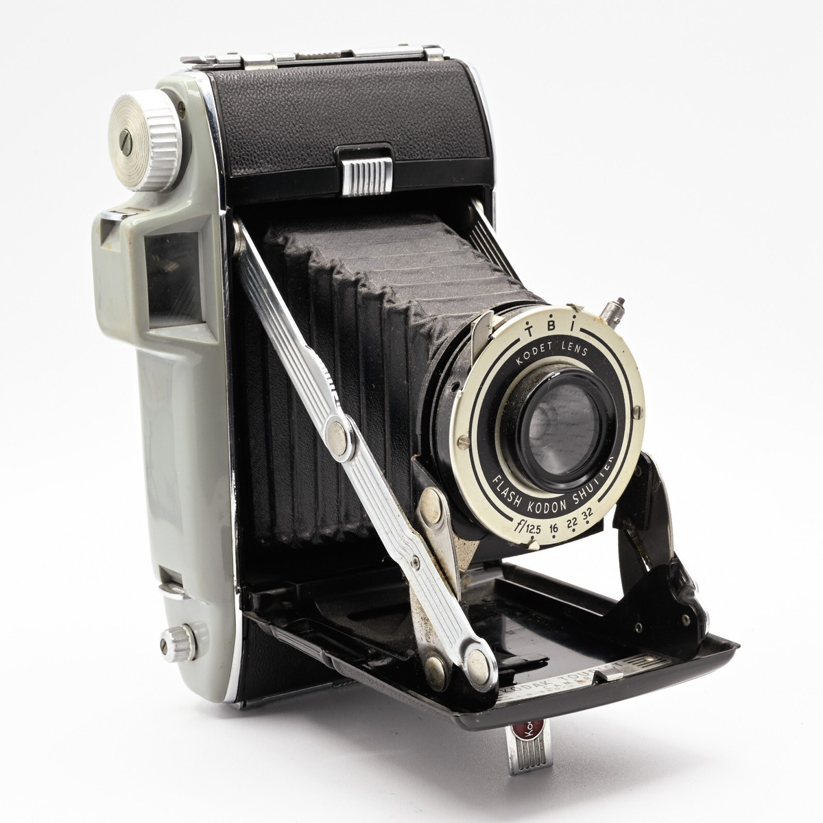 Vintage Kodak Tourist Camera Folding 620 | eBay