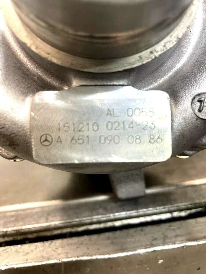 Turbolader Mercedes A6510900886 Blue EFF C E 200 180 GLK 220 2.2l CDI 88/120kw - Bild 2 von 4