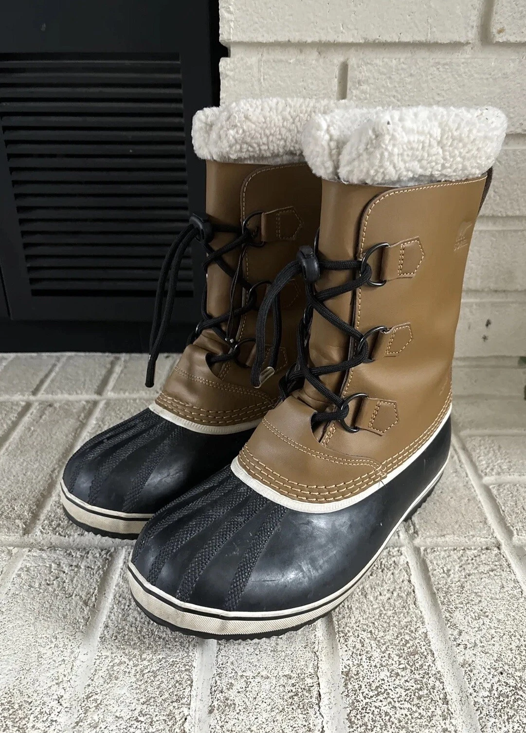 Sorel Caribou Mens Boots Sz 7 Snow Waterproof Leather Winter NICE!