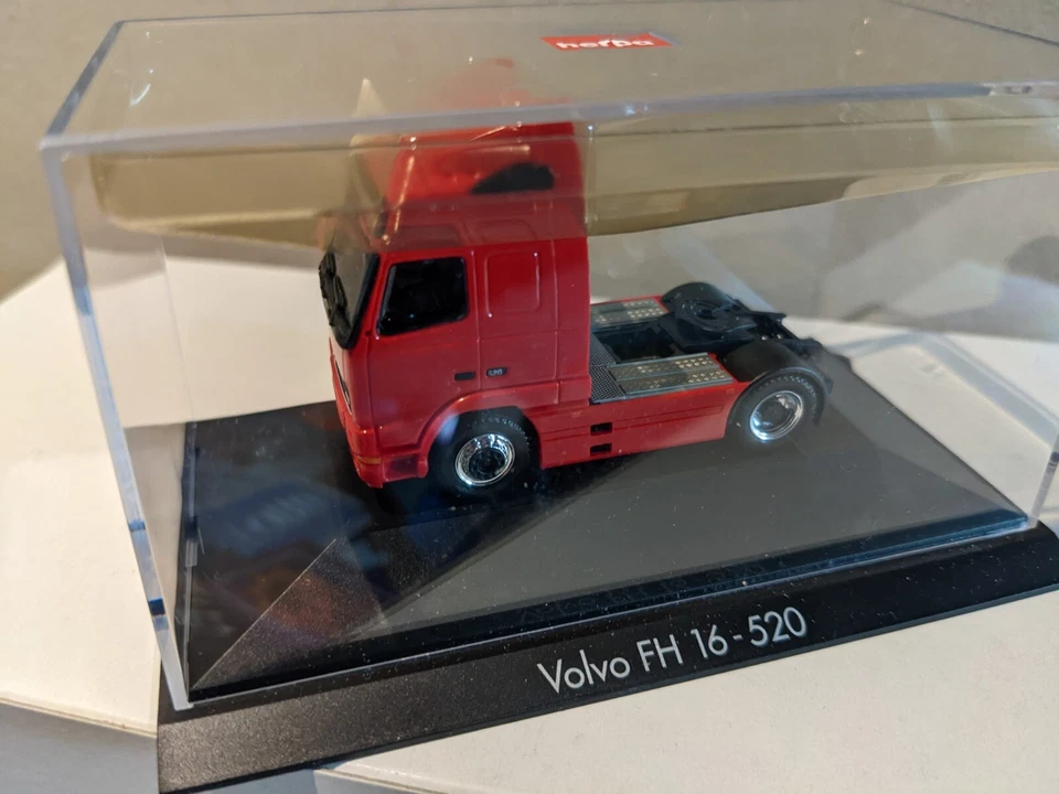 Herpa h0 110167 Volvo FH 16 - 520 tracteur camion, neuf  1:87, avec ses rétro .. - Photo 2/4