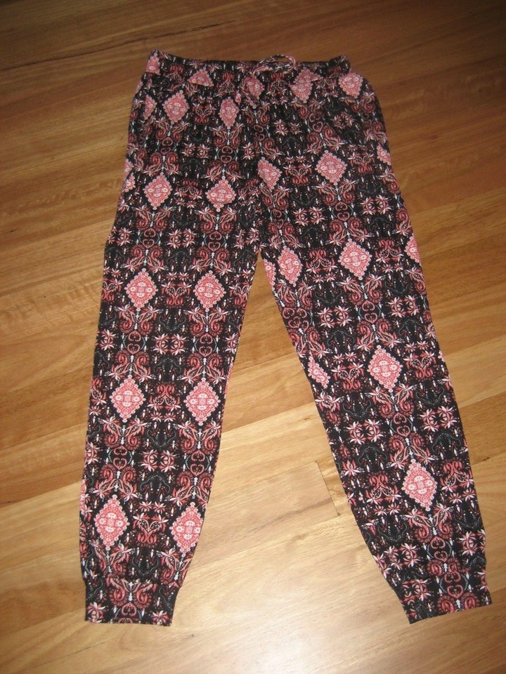 LADIES CUTE BLACK PINK PATTERN POLYESTER HAREM CASAUL PANTS BY EDITED - SIZE 12