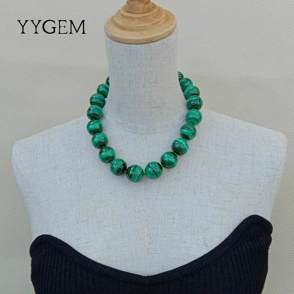 Natural AAA Grade 20mm Green Malachite Round Smooth Gemstone Necklace 46Cm - product detail image 4