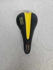 WTB Laser Comfort Zone Seat Saddle Wilderness Trail Bikes Stitch Yellow Black