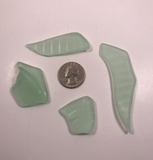 SEA GLASS TUMBLED SEAFOAM UV GLOW VINTAGE Uranium Glass