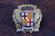 Emblema adorno capucha cupé Barcelona Ciudad Condal