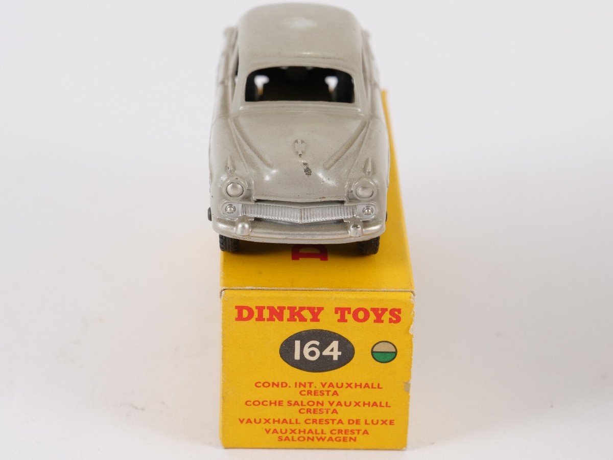 ミニカー SPOT - ON NO.212 DINGHY- VAUXHALL CRESTA SPOT - ON NO.212 DINGHY- VAUXHALL CRESTA