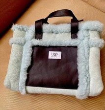 Borsa a mano UGG Australia blu pelle scamosciata shearling sherpa pelle di pecora manico superiore