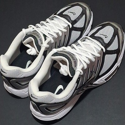 Nike HQ3031-002 Men's 8 Air Pegasus 2K5, Metallic Silver/Black
