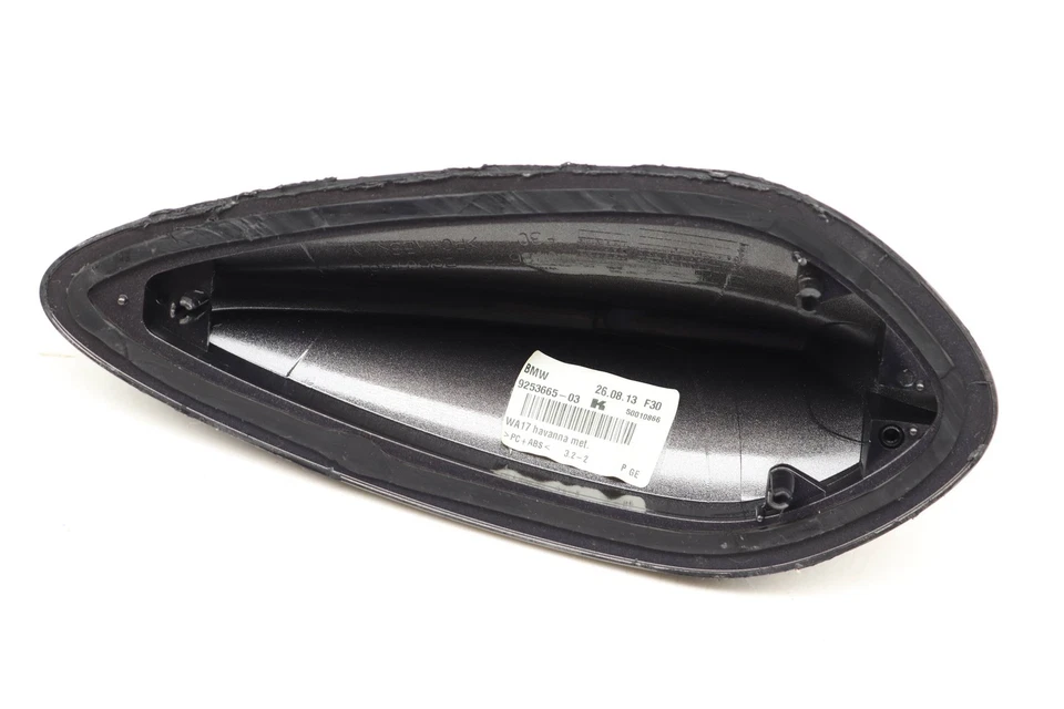 2016-2018 BMW 340I XDRIVE - Shark FIN Cover / ROOF Antenna Housing 9259440 - Imagem 3 de 4