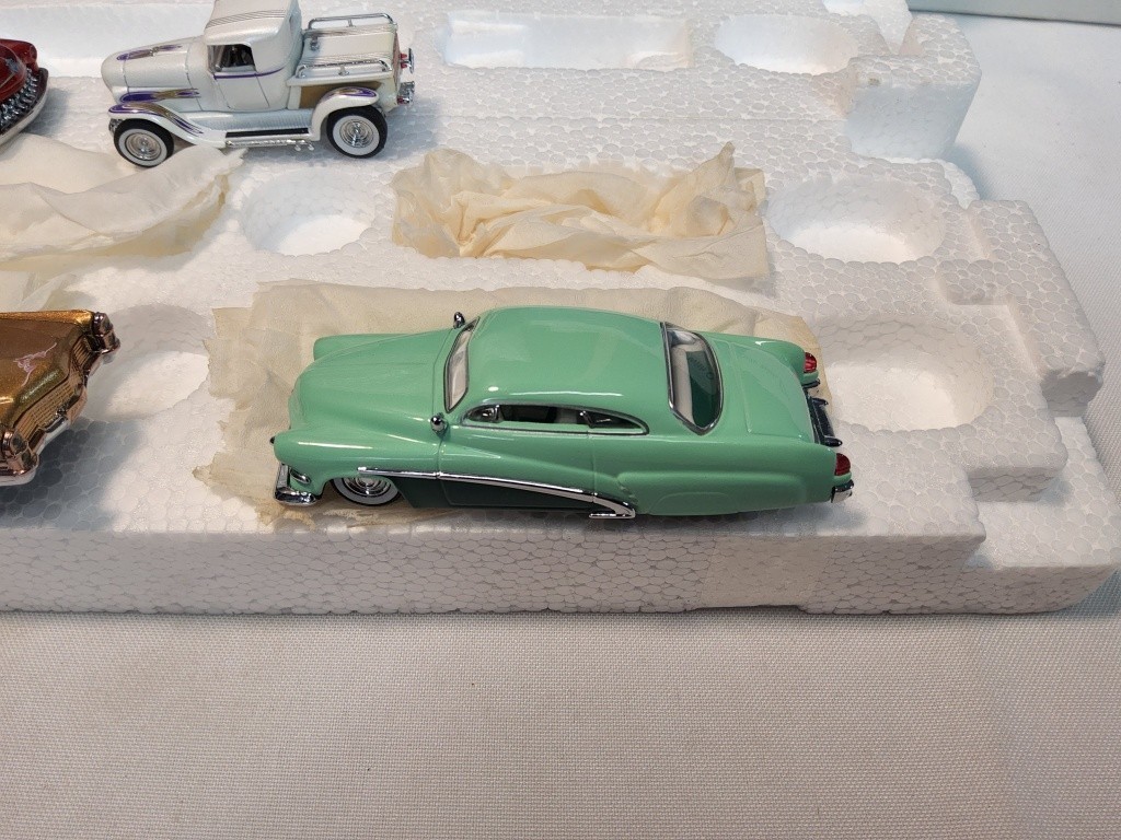 Hot Wheels Legends George Barris Kustom 4 Car Set With COA MIB for