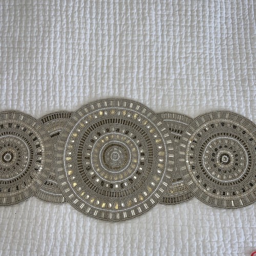 Pier 1 Imports Perlen Capiz 13x36 Zoll Tischläufer Gold/Hellbraun Hergestellt in Indien - Bild 17 von 17