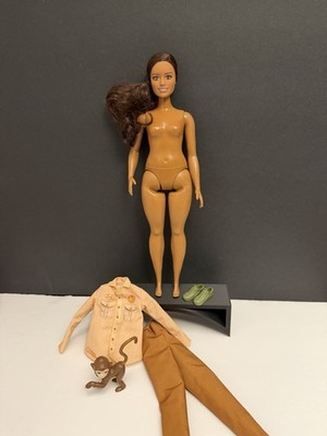 Barbie Curvy Brown Latina Brunette National Geographic Wildlife Conservationist