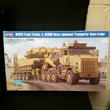 Hobby Boss 1/35 M1070 Truck Tractor & M1000 Hvy Equip Transporter - Model Kit 