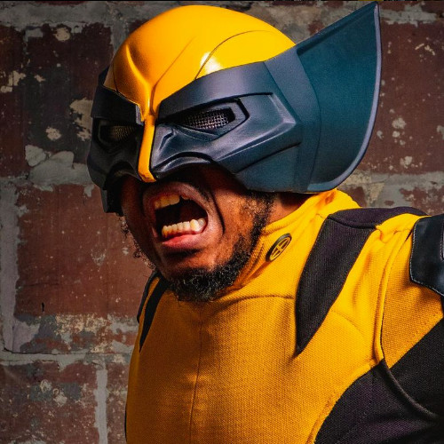 Wolverine Helmet for Cosplay or Display (Comes with free Wolverine Claws!)