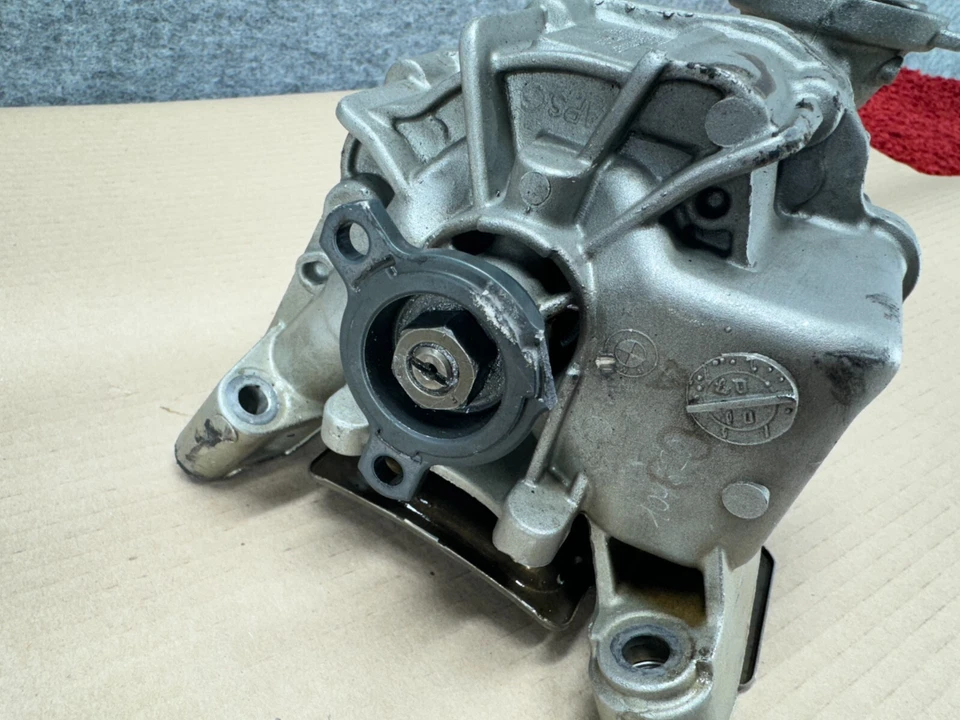 BMW 2010-2019 E70 E71 F10 F02 F13 N63 S63 MOTOR BOMBA DE ACEITE ACCIONAMIENTO OEM 99EP Foto 4 de 4