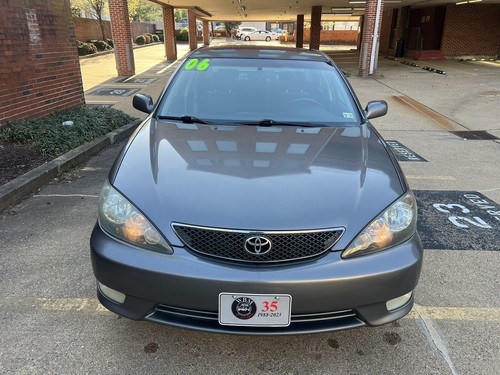 2005 Toyota Camry SE - Picture 9 of 34