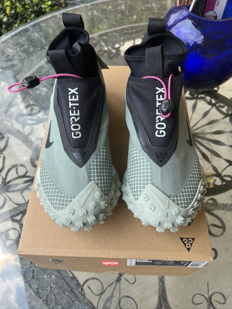 Size 4 - Nike ACG Mountain Fly GTX Black/Clay Green (FAST Size 4 - Nike ACG Mountain Fly GTX Black/Clay Green (FAST