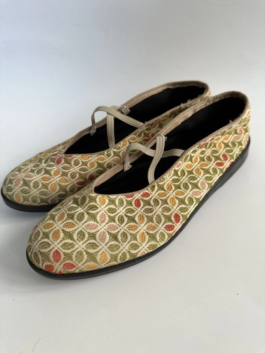 Apropos Anthropologie Womens Ballet Flats Green Yellow Fabric Slip