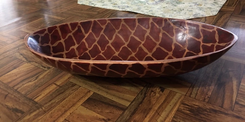 Beautiful African Hand Carved Muhuhu Kenya Wood Oval Giraffe Bowl 12x6x3 - Imagem 2 de 4