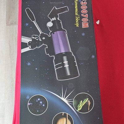 Discovery Telescopes 30070M Refraktor Teleskop 70mm lila mit Stativ