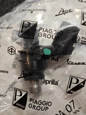 1D000698 - INIETTORE BENZINA - ORIGINALE PIAGGIO