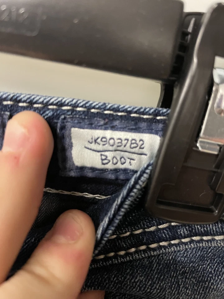 Pantalones de mezclilla Miss Me Bootcut para niñas y jóvenes - talla 8 Foto 4 de 4