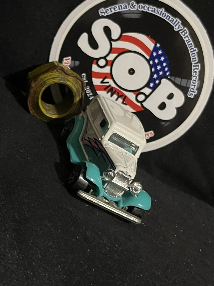 Camión Ford Delivery Panel Hot Wheels 1932 1:64 azul diecast usado casi nuevo estado Foto 3 de 4