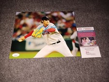 Derek Lowe Signed 8x10 Jsa Boston Red Sox