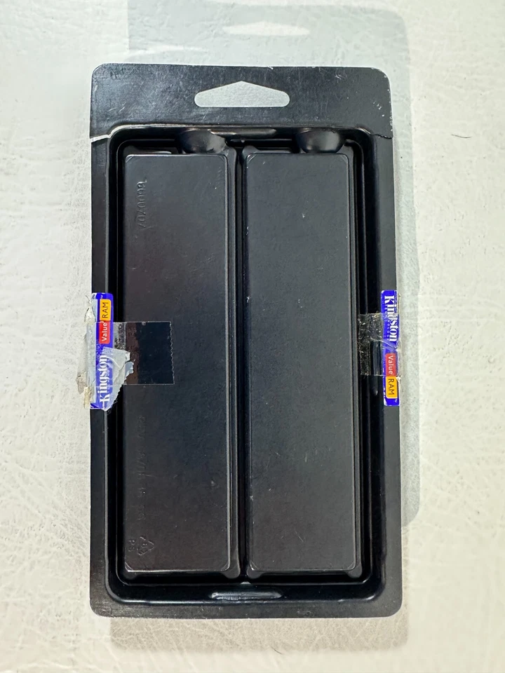 Micron 64MB MT8LSDT864AG-10CZ5 UDIMM PC100 NON-ECC and Kingston KVR133X64C3/512 - Image 3 of 4