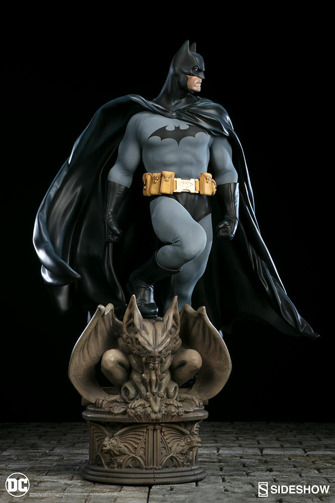 Batman Premium Format Figure Exclusive Sideshow 3001311 JC Used