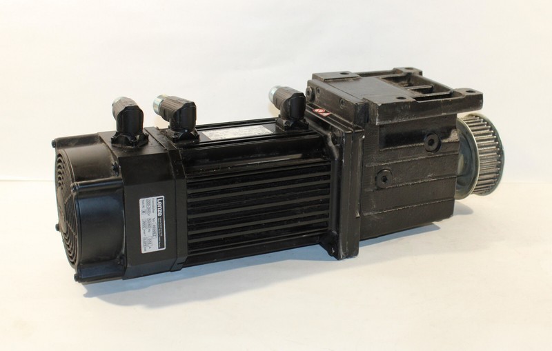 Lenze MDFKSRS071-03 Servo Motor with GST05-2S VBR 071C03